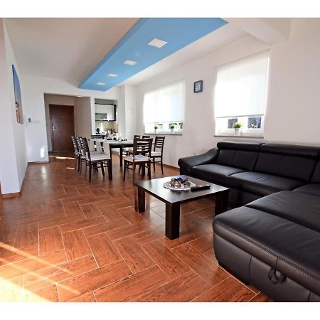 Apartment Dinko Рованьска Екстер'єр фото
