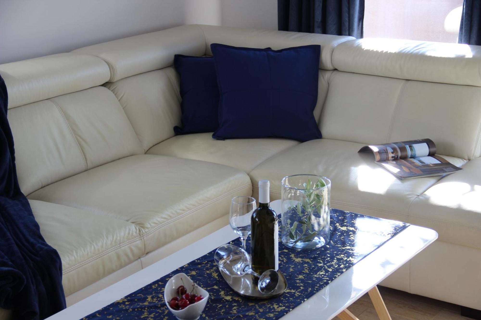 Apartment Dinko Рованьска Екстер'єр фото